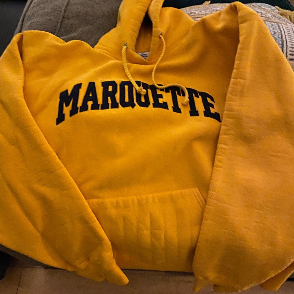 Marquette Sweatshirt just in time for March Madness!